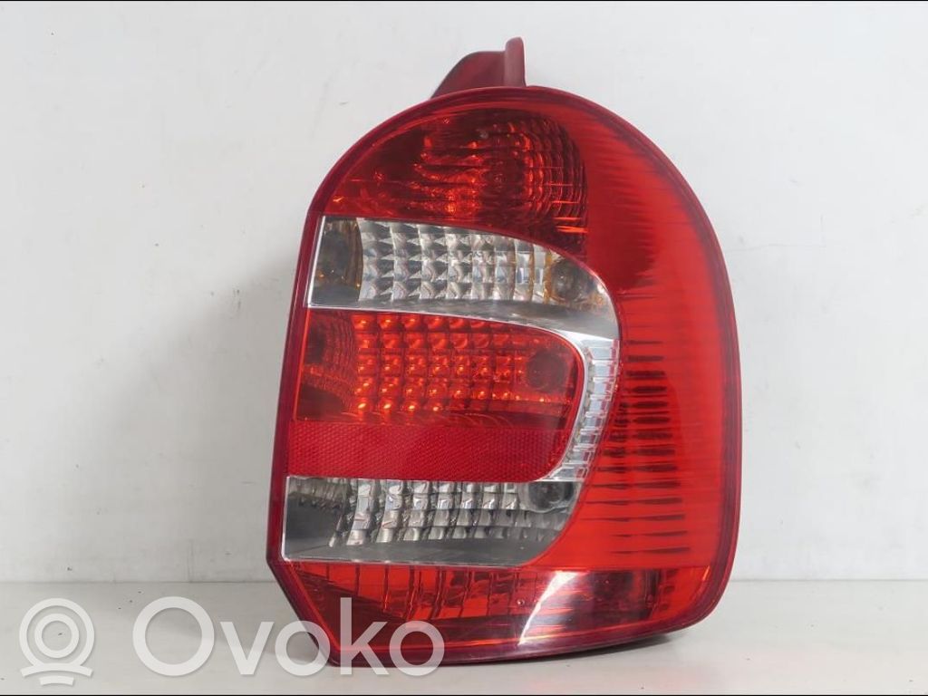 Renault Modus Aizmugurējais lukturis virsbūvē 