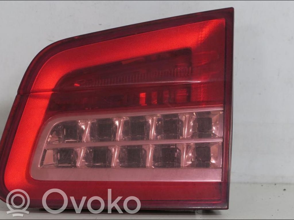 Citroen C5 Aizmugurējais lukturis pārsegā 