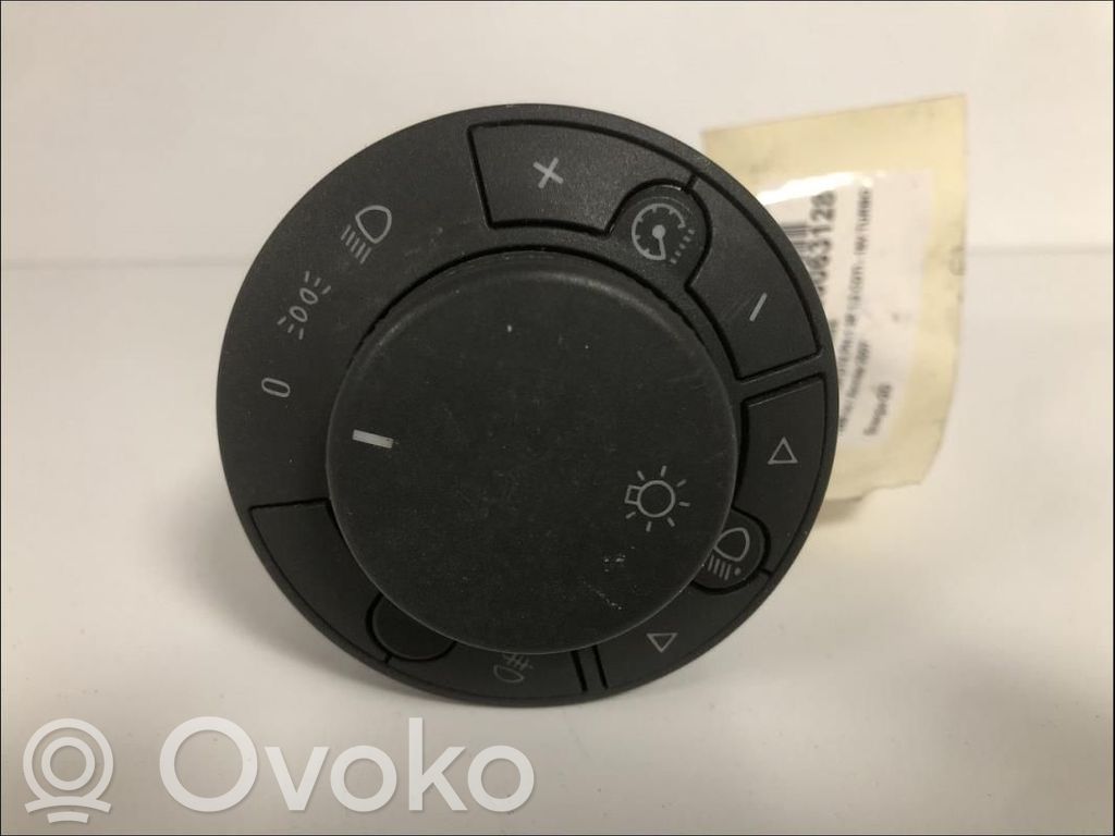Opel Corsa D Light switch 