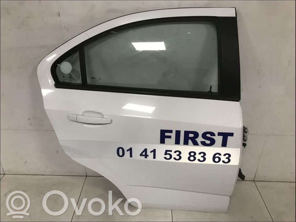 Chevrolet Aveo Puerta trasera 