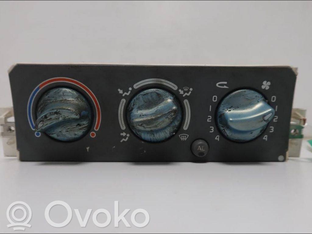 Renault Twingo I Climate control unit 