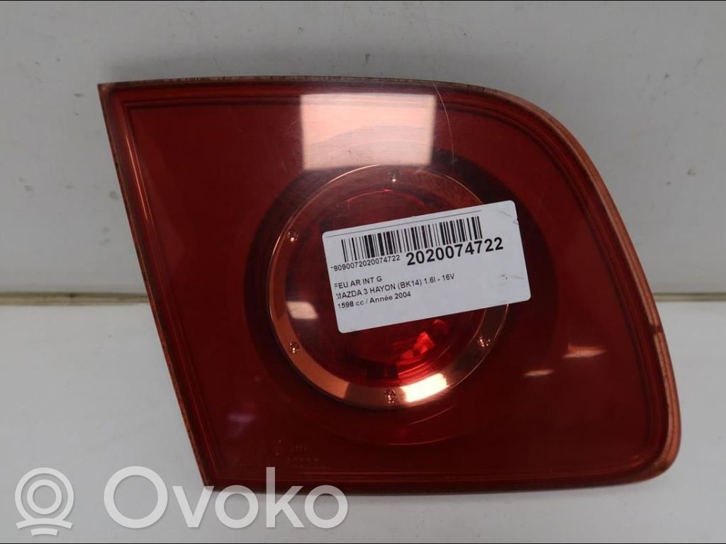 Mazda 3 I Takaluukun takavalot 