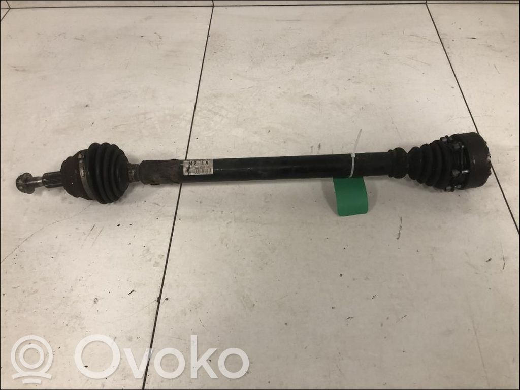Volkswagen New Beetle Półoś przednia 