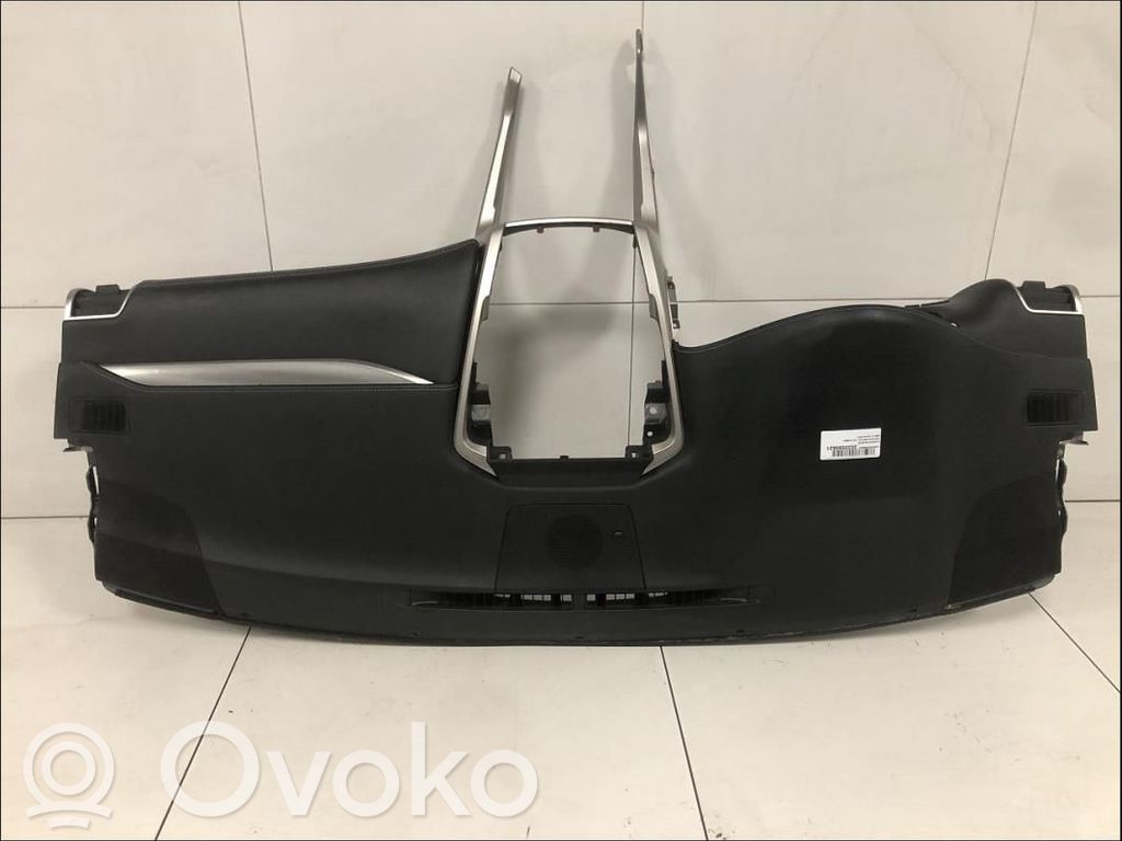 Lexus NX Dashboard 