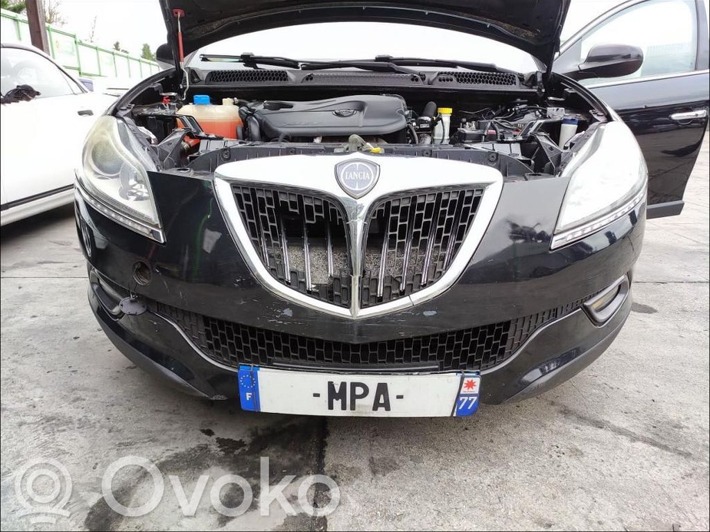 Lancia Delta III Priekinis bamperis 