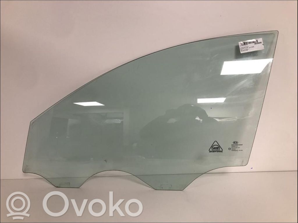 KIA Ceed priekšējo durvju stikls (četrdurvju mašīnai) 