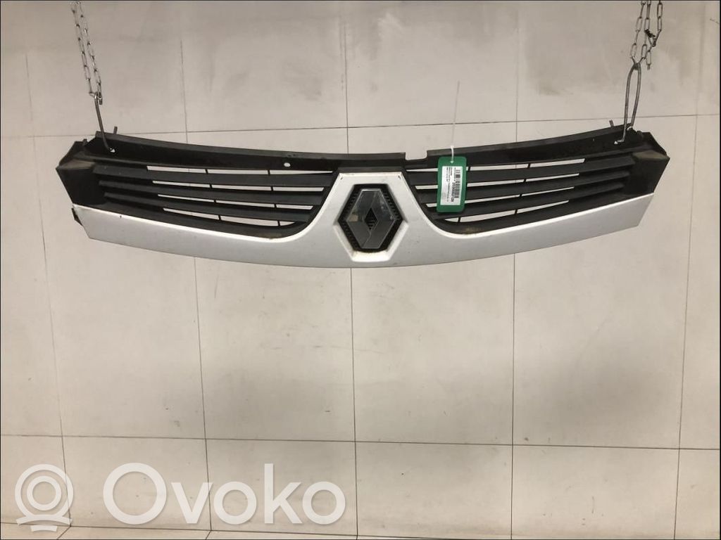 Renault Master II Front grill 