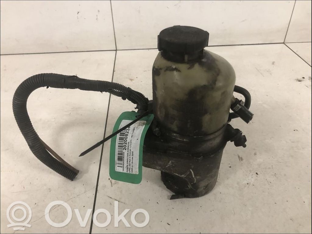 Opel Astra H Power steering pump 