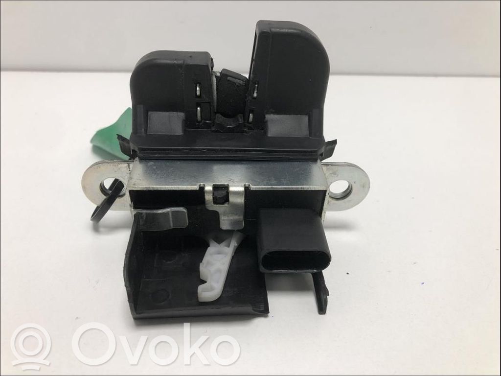 Seat Altea Zamek klapy tylnej / bagażnika 