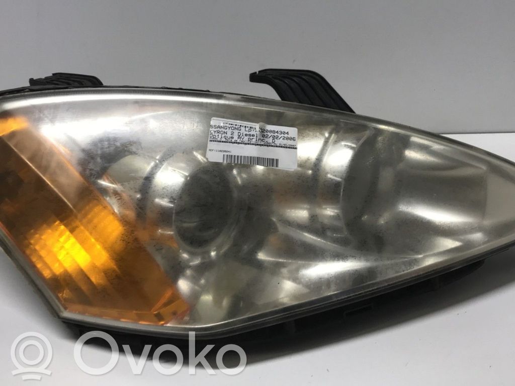 SsangYong Kyron Phare frontale 