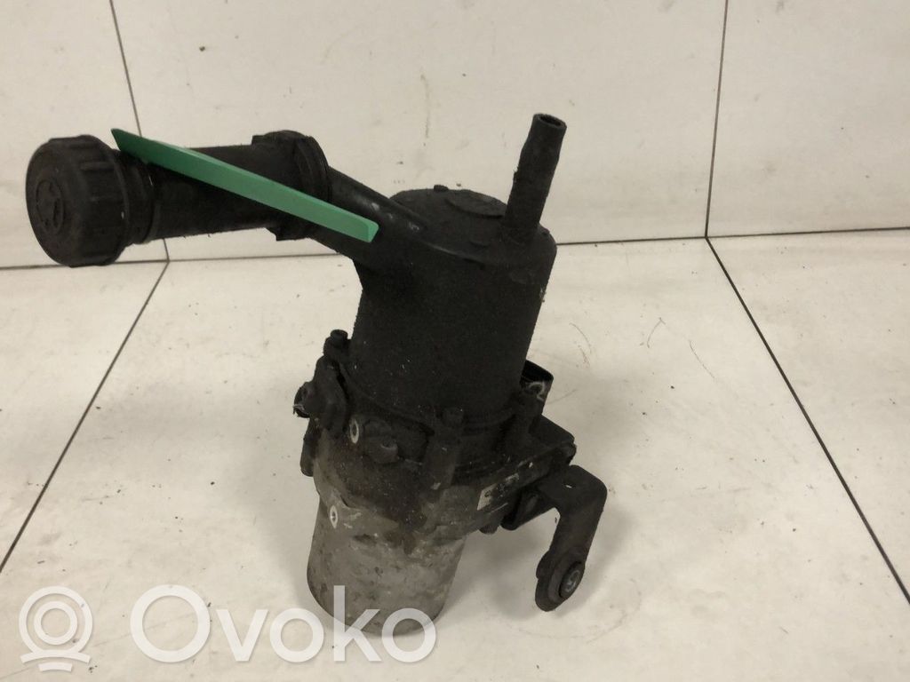 Peugeot 5008 Ohjaustehostimen pumppu 