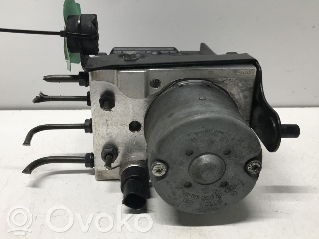 BMW 7 E65 E66 ABS Pump 