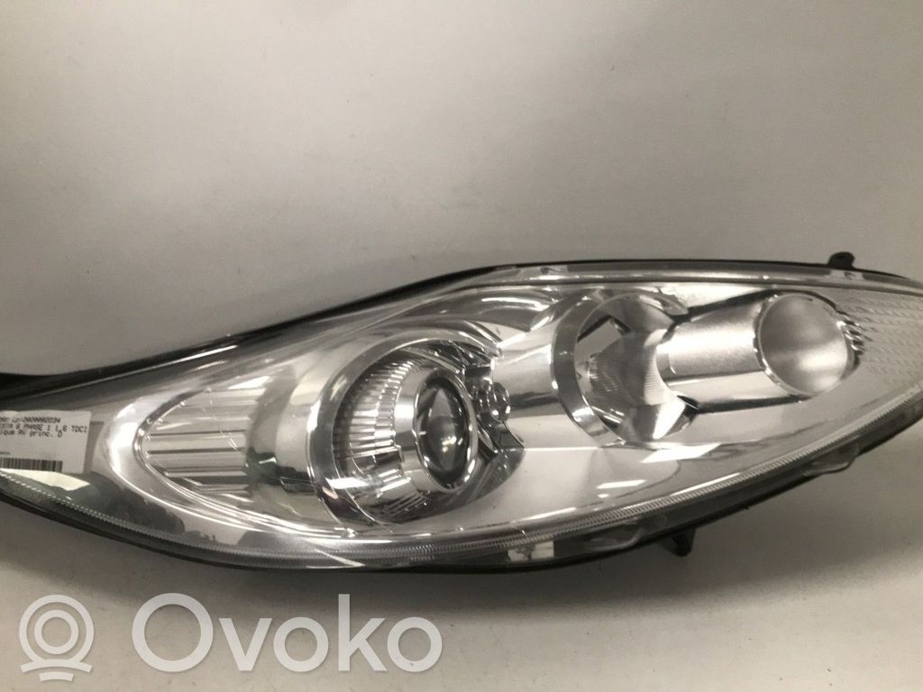 Ford Fiesta Headlight/headlamp 