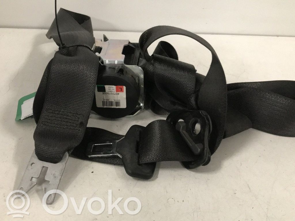 Opel Corsa D Hebilla del cinturón delantero 