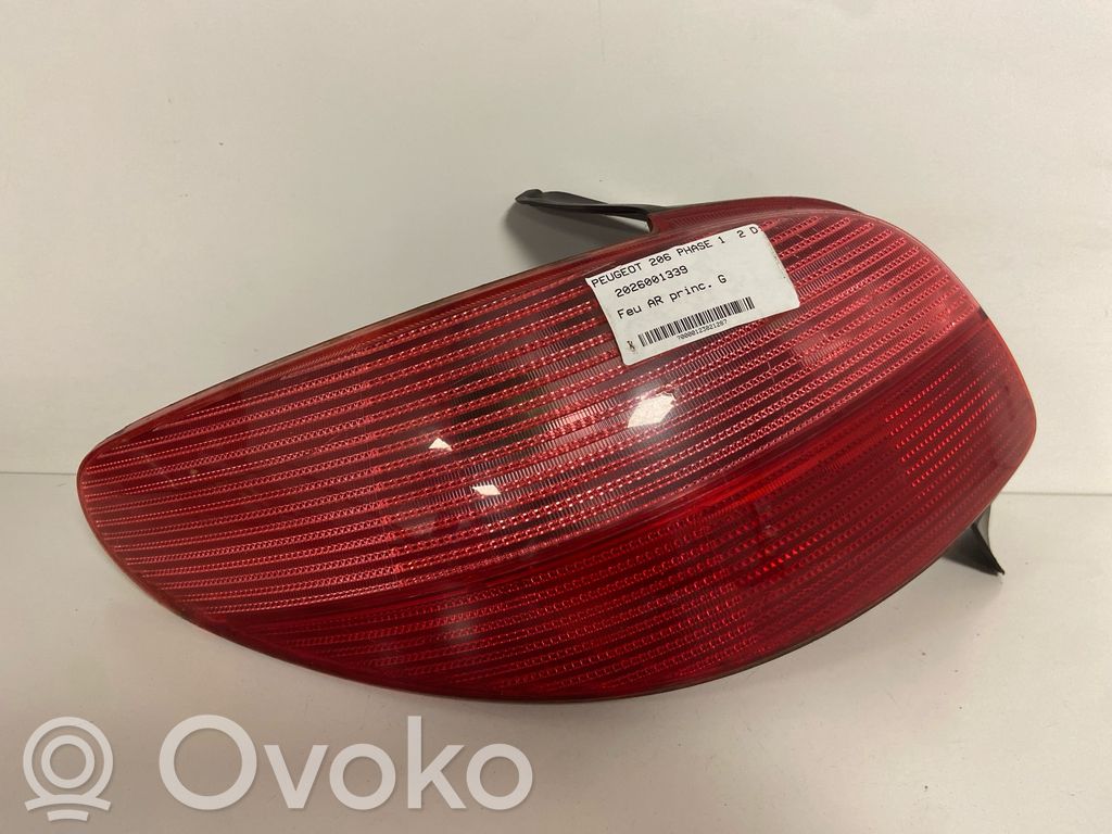 Peugeot 206 Lampă spate în caroserie 