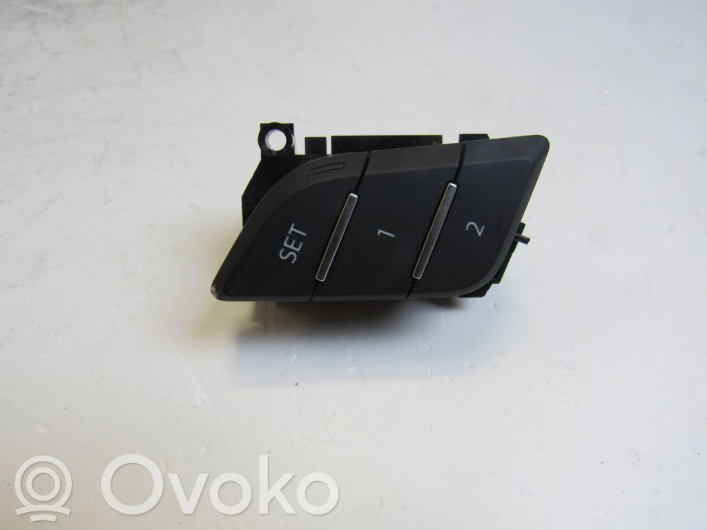 Audi Q7 4M Seat control switch 