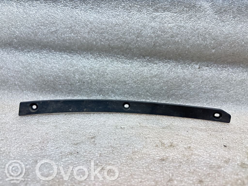 Audi A5 Front splash guards bracket 