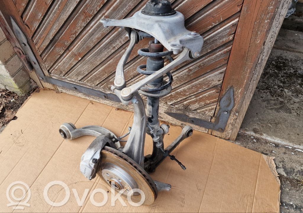 Achsschenkel vorne   95B413031E,814904009171