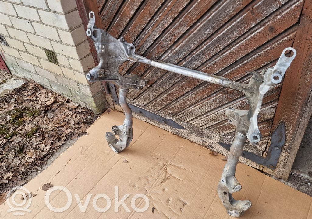 Etuapurunko   8R0399315J