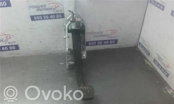 Opel Astra H Pedal de embrague 