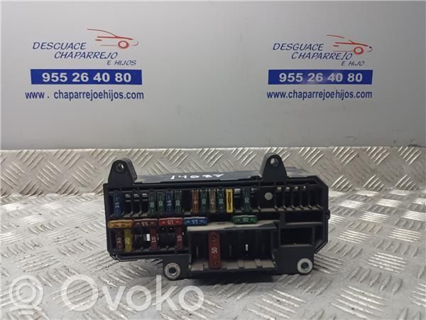 BMW 7 E32 Módulo de fusible 