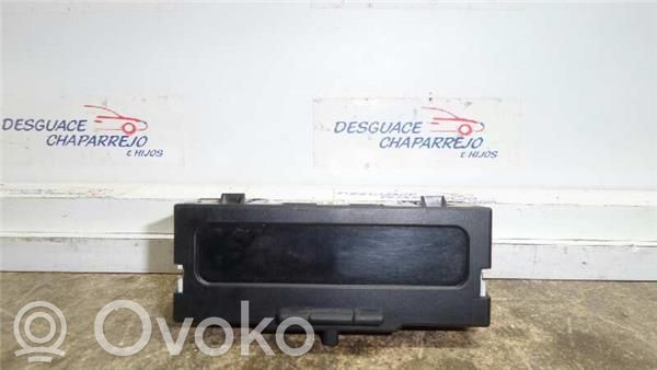 Unité / module navigation GPS   8200350498A,NS00821100