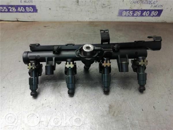 Seat Ibiza I (021A) Rampa inyectora 