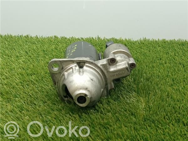 BMW 1 E81 E87 Starter motor 