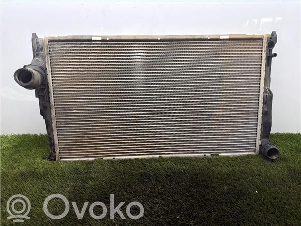 BMW X1 E84 Aušinimo skysčio radiatorius 