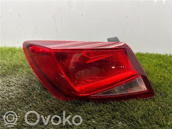 Seat Leon (5F) Takavalon polttimo 