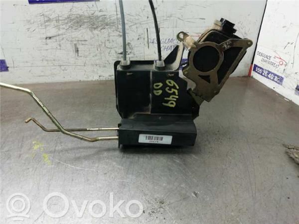 KIA Rio Etuoven lukko 