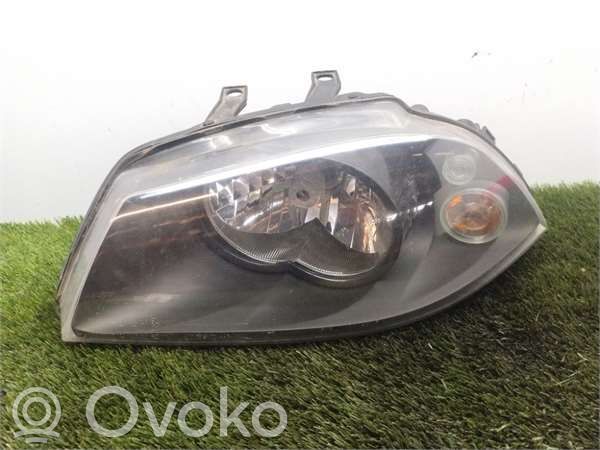 Seat Ibiza III (6L) Far 