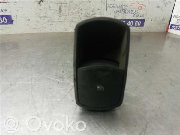 Opel Corsa D Interruttore di controllo dell’alzacristalli elettrico