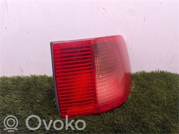 Audi A6 S6 C4 4A Takavalon polttimo 