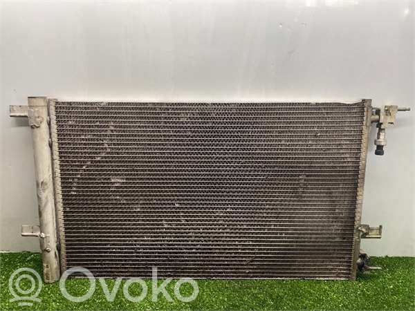 Opel Zafira C Condenseur de climatisation 