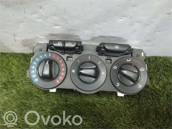 Opel Corsa E Interrupteur de climatisation (A / C) 