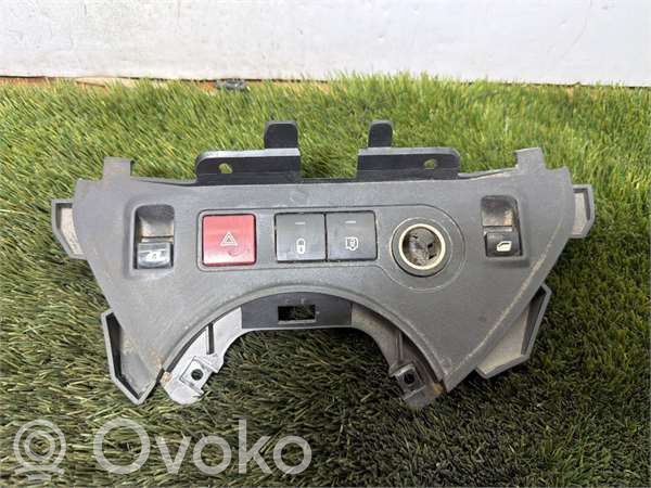 Citroen Berlingo Interrupteur / bouton multifonctionnel 