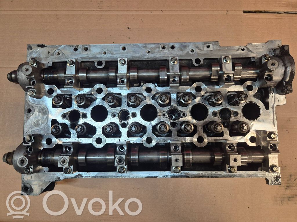 Engine head   8200408642,G9U