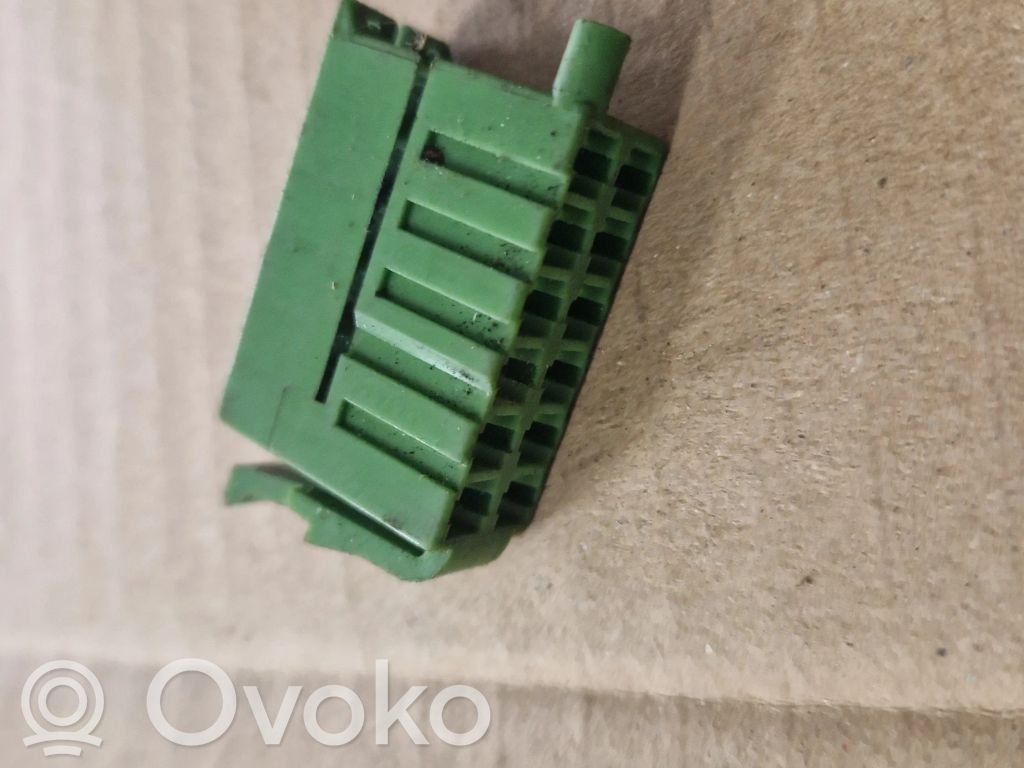 Volkswagen Golf II Inne przekaźniki 