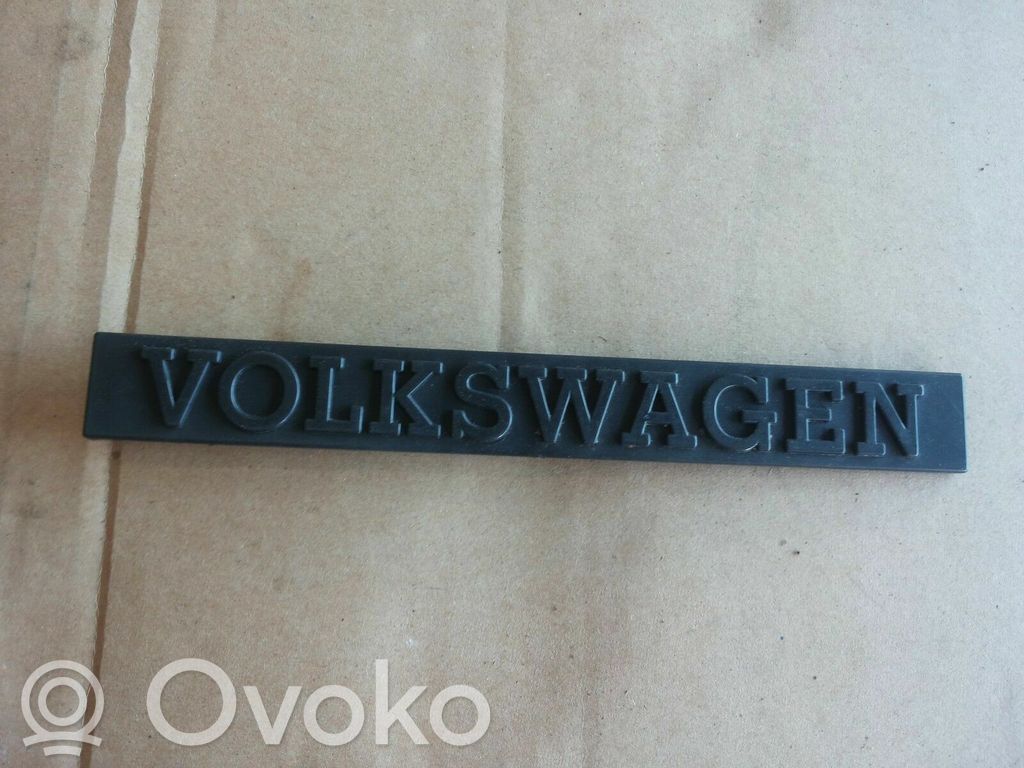 Volkswagen Golf I Herstelleremblem / Schriftzug 