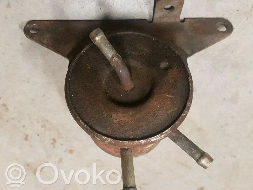 Volkswagen Scirocco Régulateur de pression de carburant 