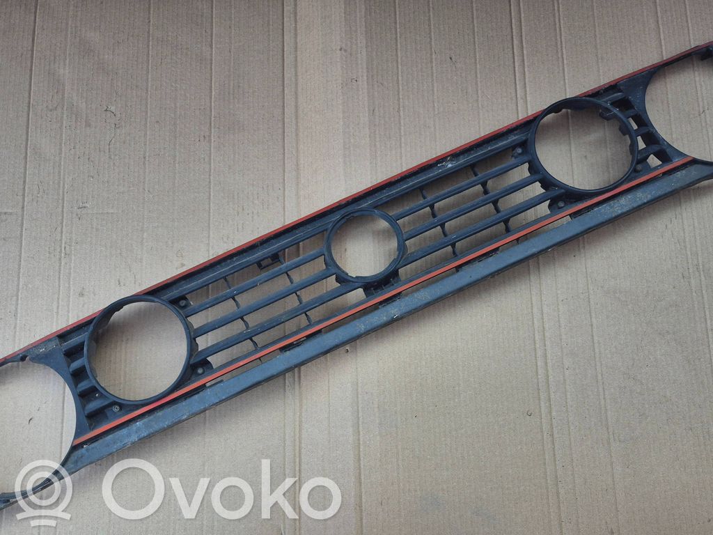 Volkswagen Golf II Maskownica / Grill / Atrapa górna chłodnicy 