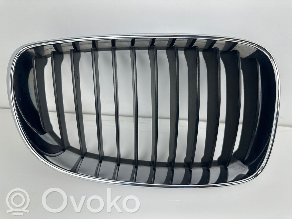 Front bumper upper radiator grill   7166440,7179656,51137166440,51137179656