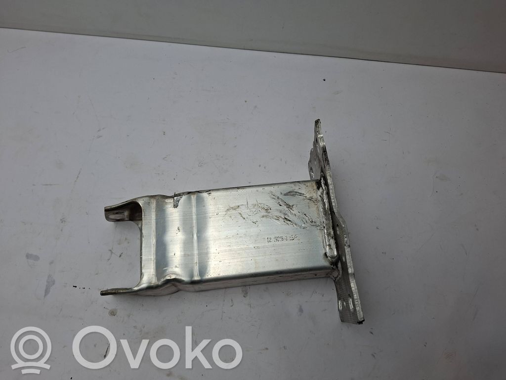 Audi A4 S4 B9 Belka zderzaka przedniego 