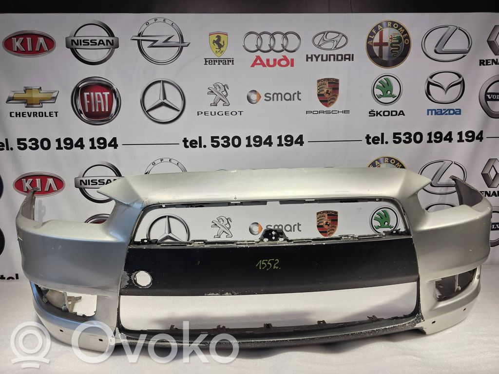 Mitsubishi Lancer VIII Parachoques delantero 