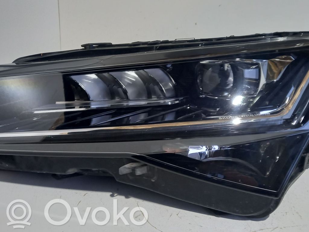 Skoda Superb B8 (3V) Phare frontale 