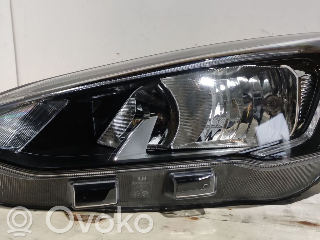Ford Focus Headlight/headlamp 