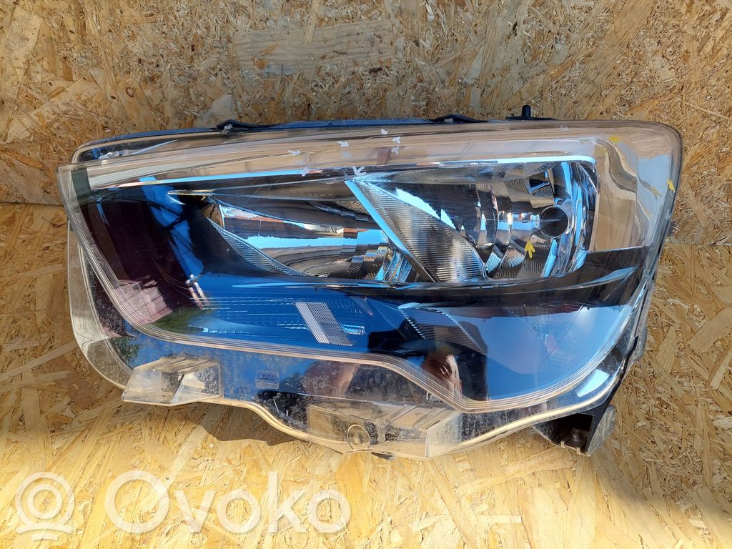 Opel Combo E Headlight/headlamp 