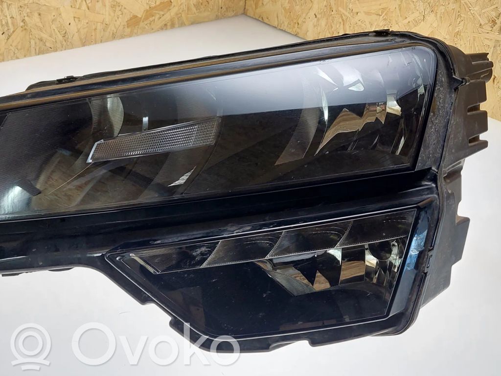 Skoda Karoq Lampa przednia 