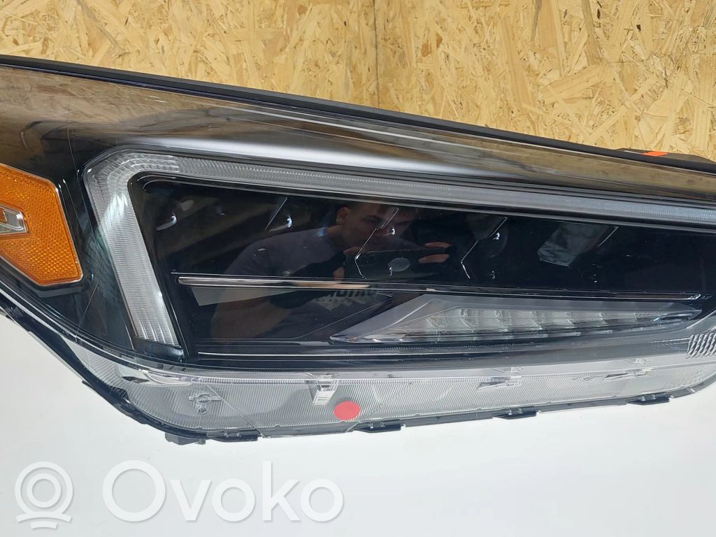 Hyundai Tucson LM Lampa przednia 